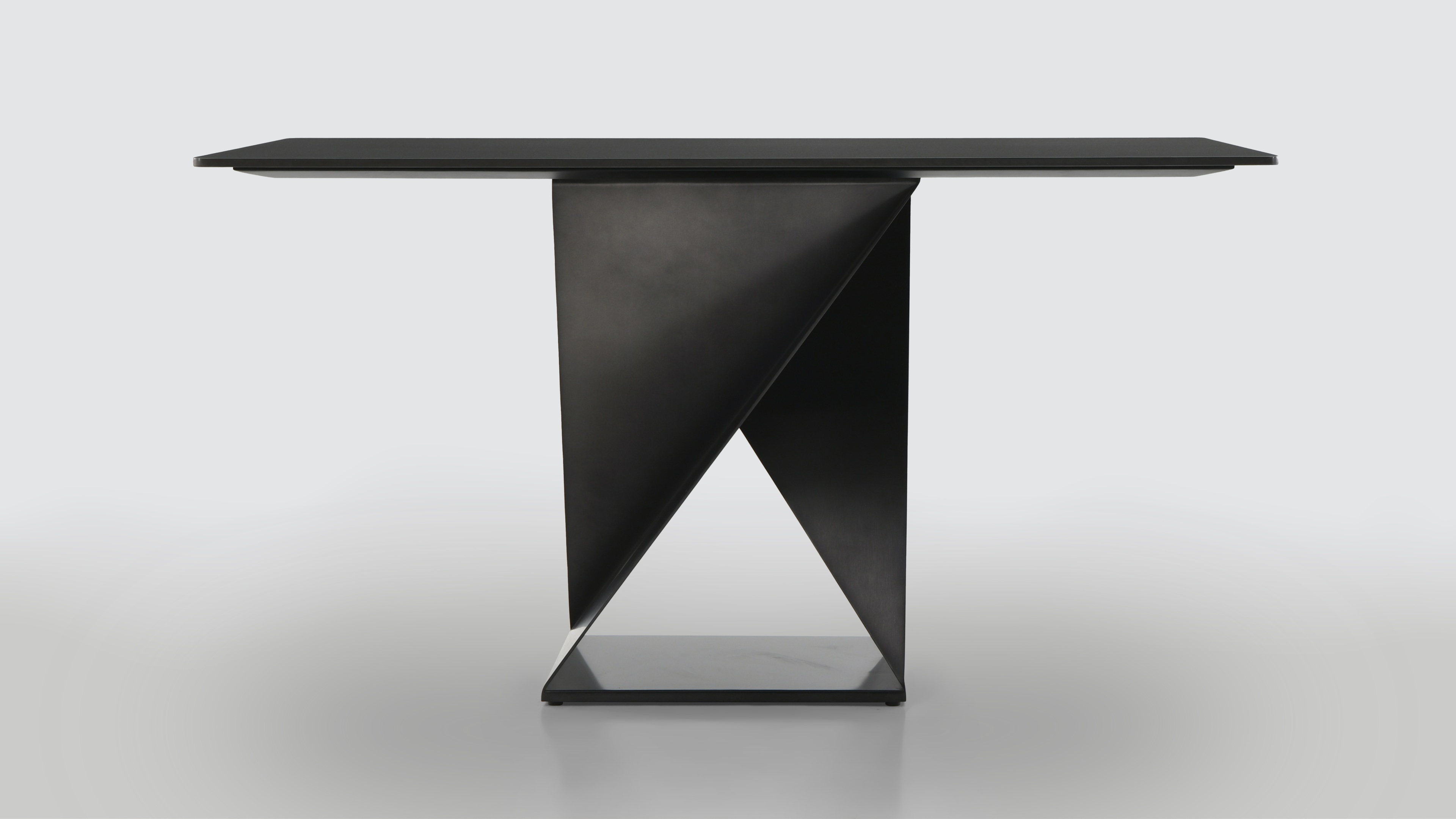 Aura Dining Table