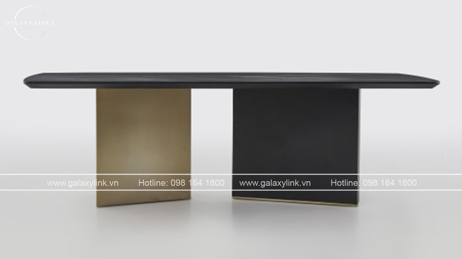 EPSILON Dining Table