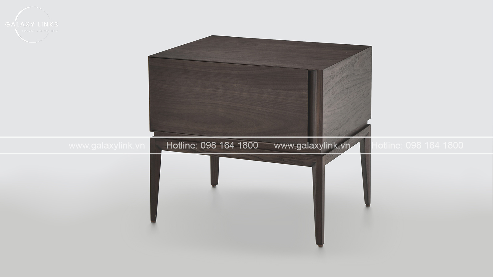 MUNARI Nightstand