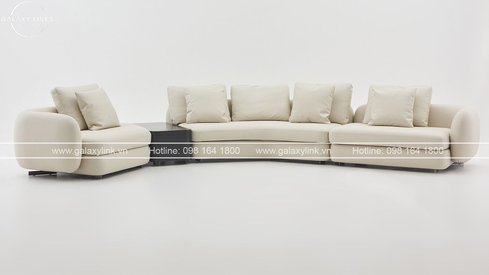 SAINT Sofa