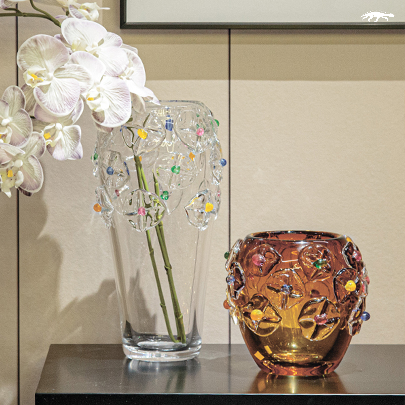 A hundred flowers bloom