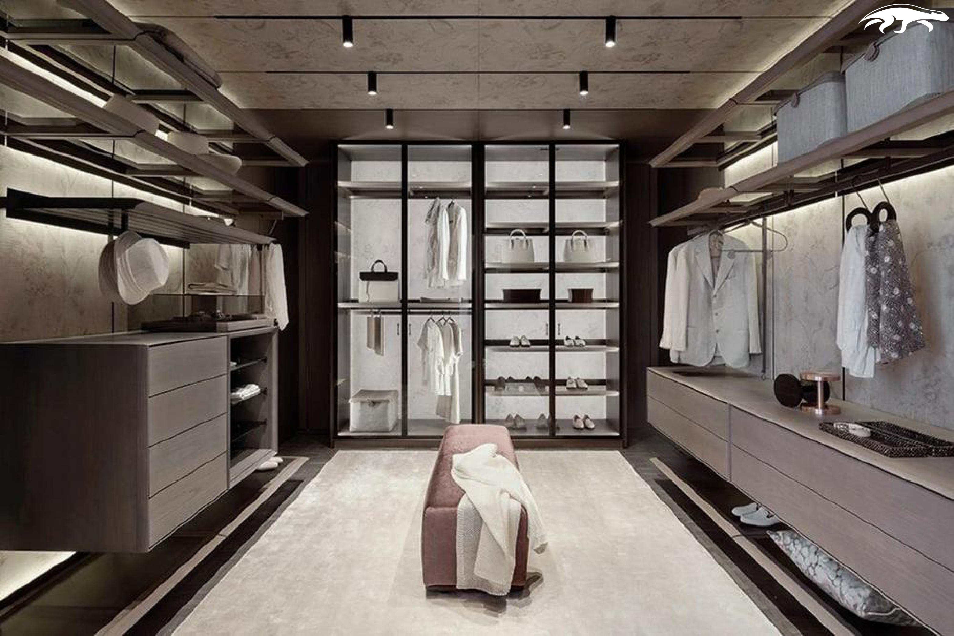 Walk In Closet210