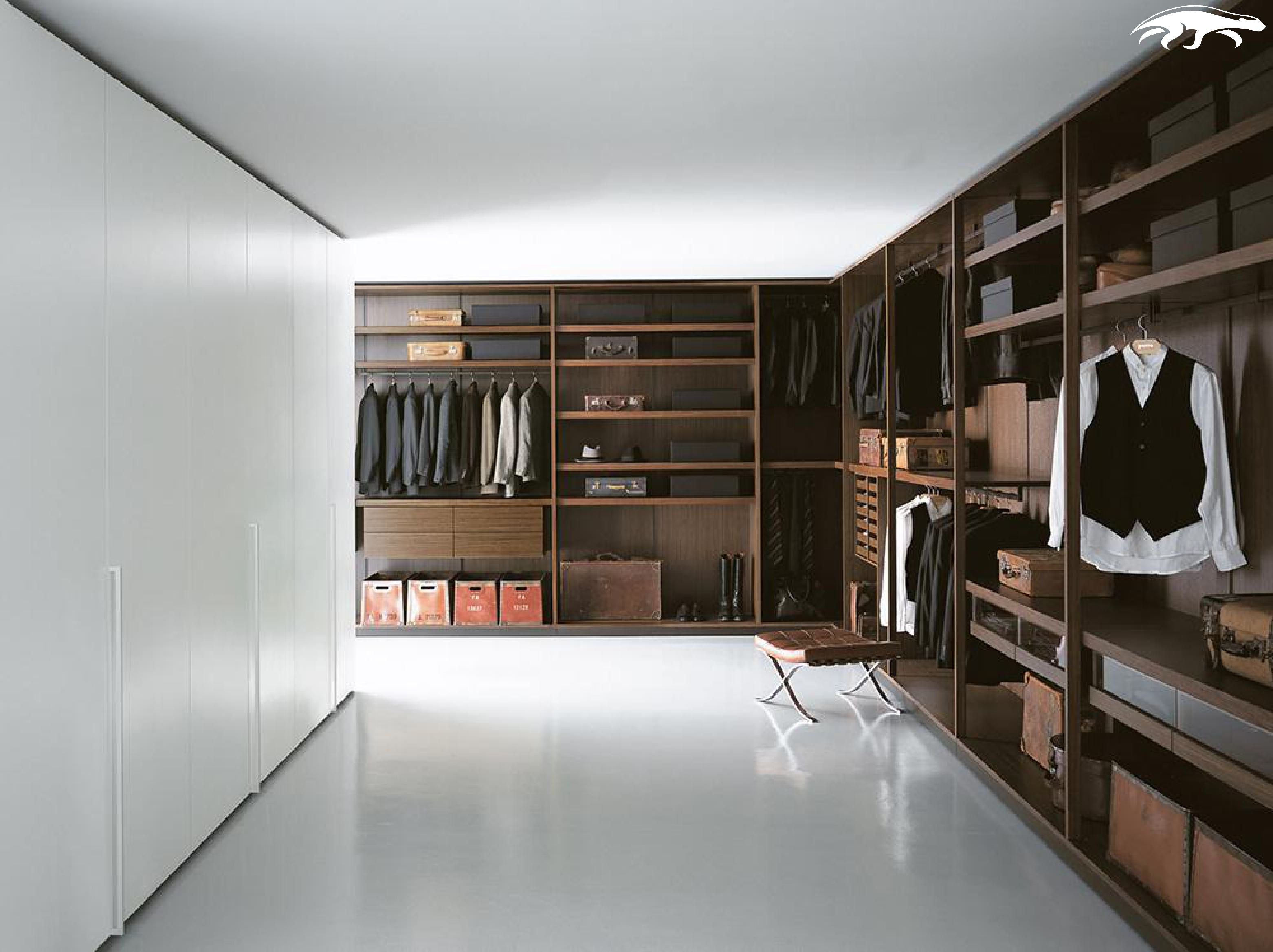 Walk In Closet95